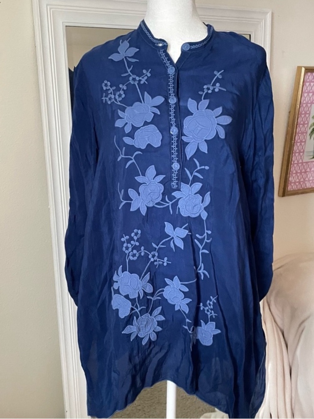 Johnny Was Sobina Embroidered Tab-Sleeve Tunic Blouse Top in Size XS